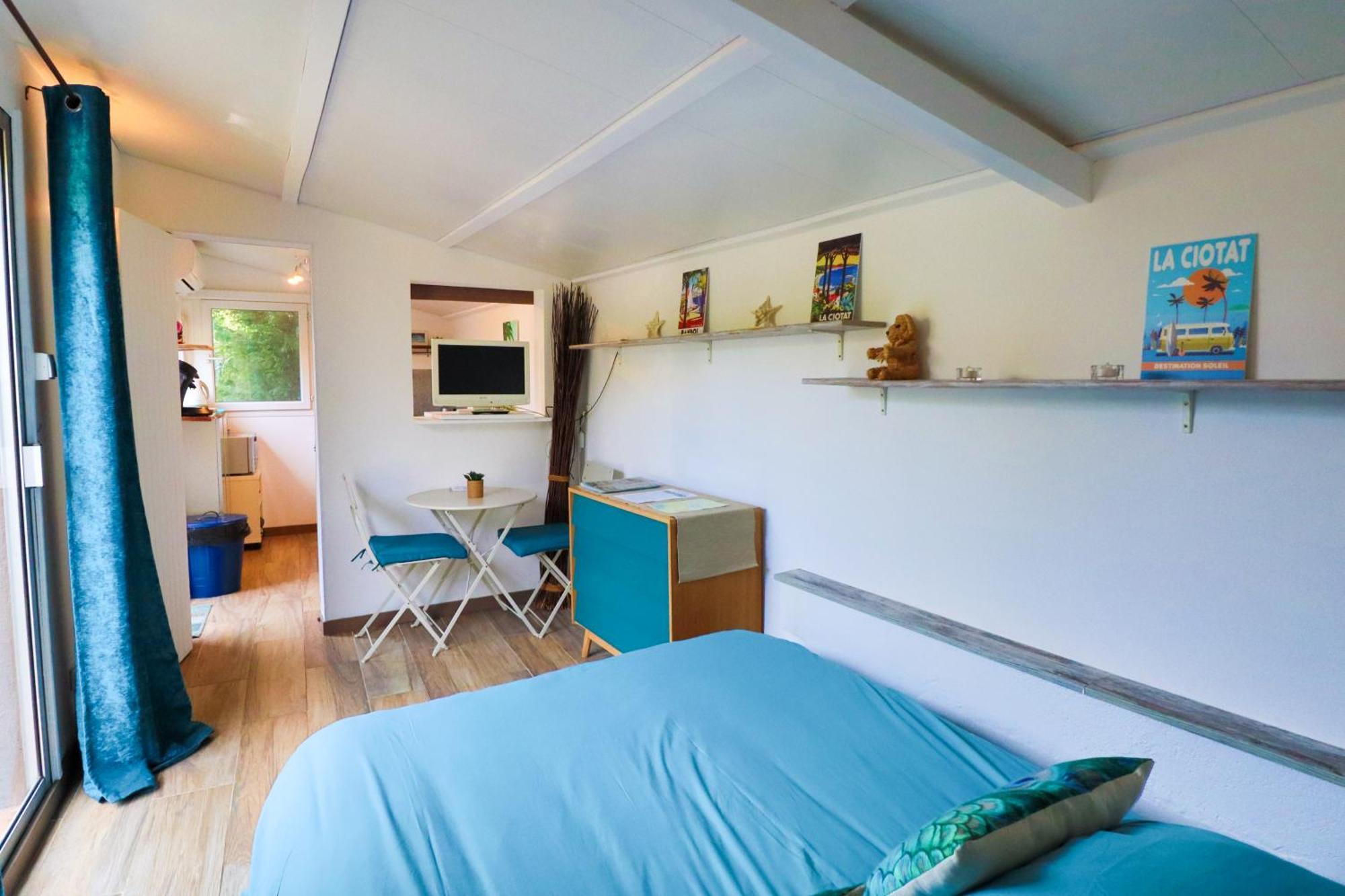 Le Mas De Bertagne Studio Kitchenette Terrasse Piscine Gémenos Extérieur photo